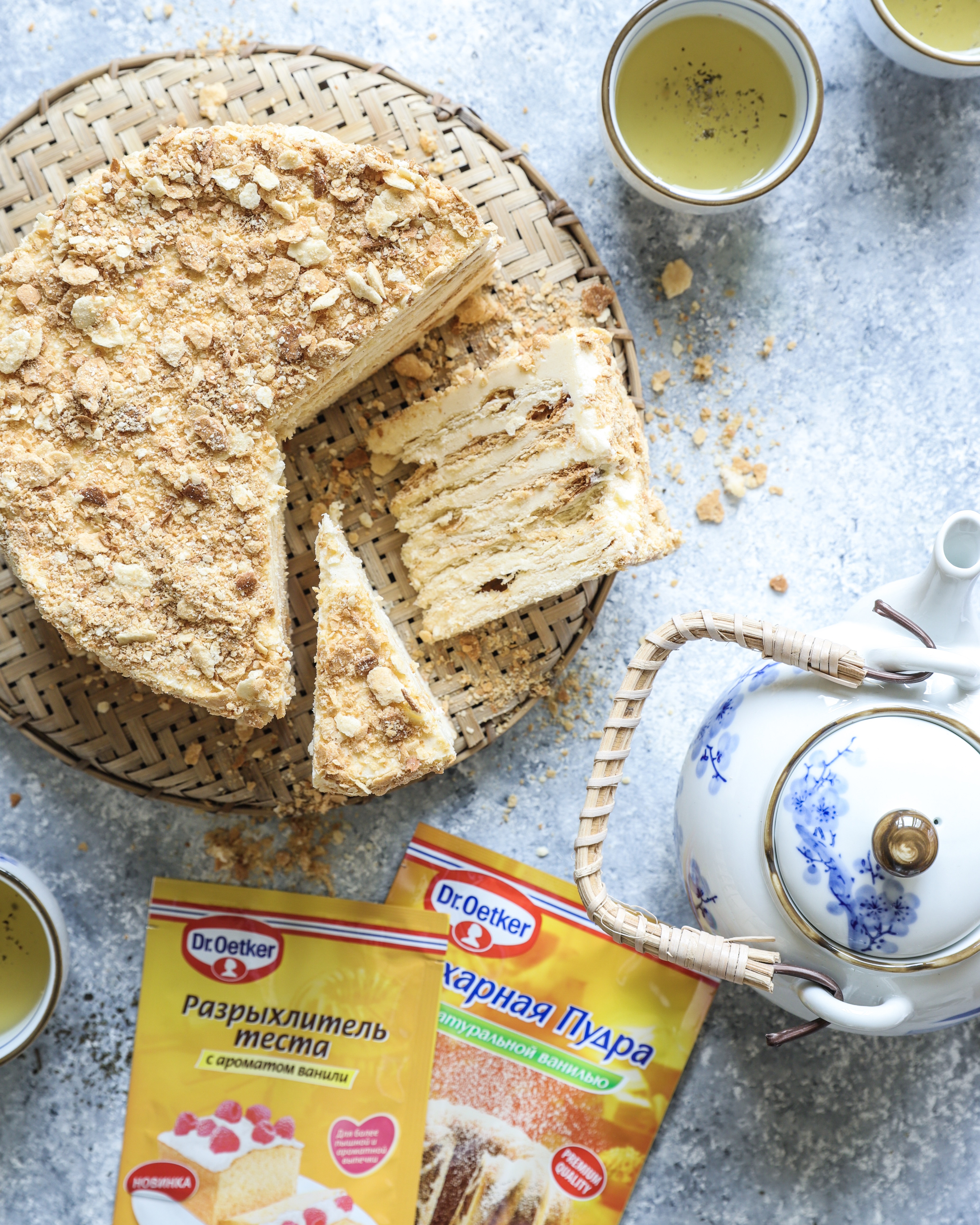 Фото рецепта наполеон из рубленного теста с кремом шарлотт