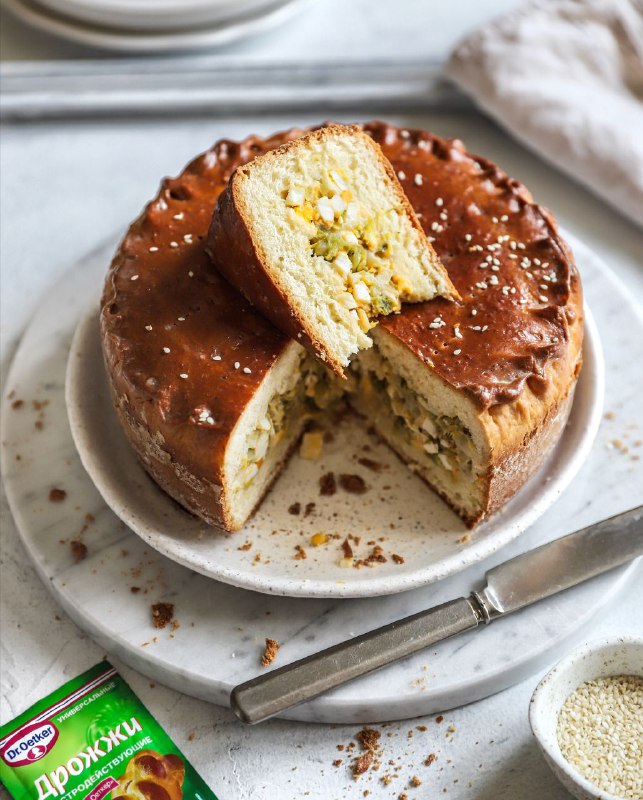 Фото рецепта закрытый пирог с капустой и яйцом