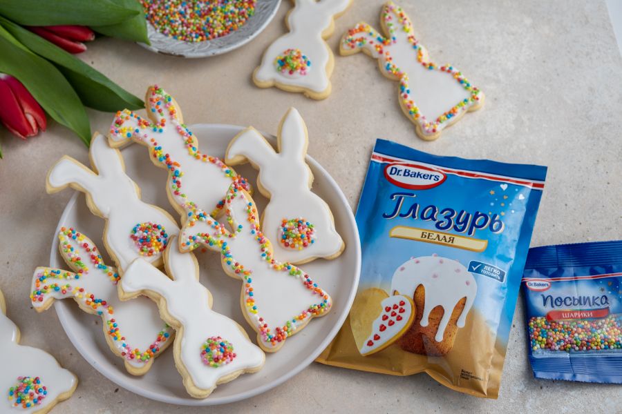 Фото рецепта печенье «пасхальные зайчики» с глазурью