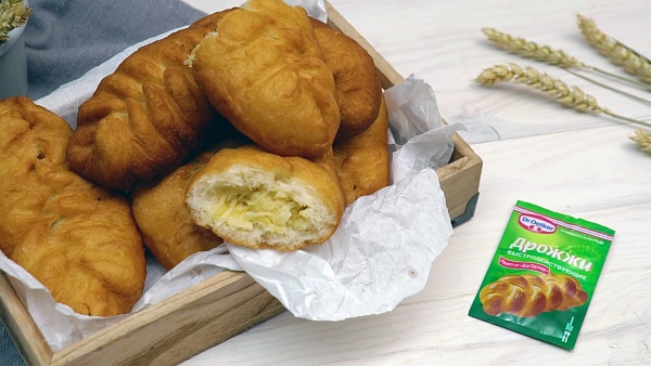 Дрожжевые пирожки с капустой
