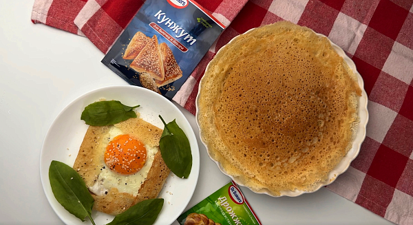 Сытные блины на дрожжах