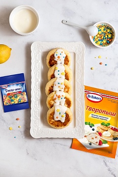 Лимонные сырники с декором